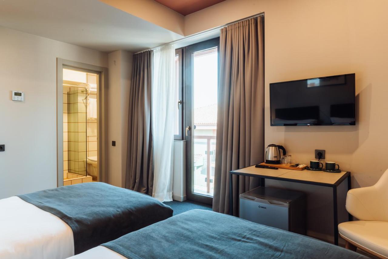 Reikartz King Tamar Tbilisi Hotel Exterior foto